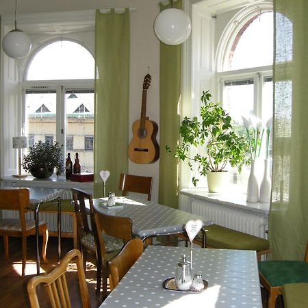 Jaernvaegshotellet Gävle Exterior foto